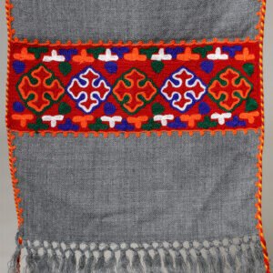 Handwoven Woolen Mufflers – Style Meets Warmth